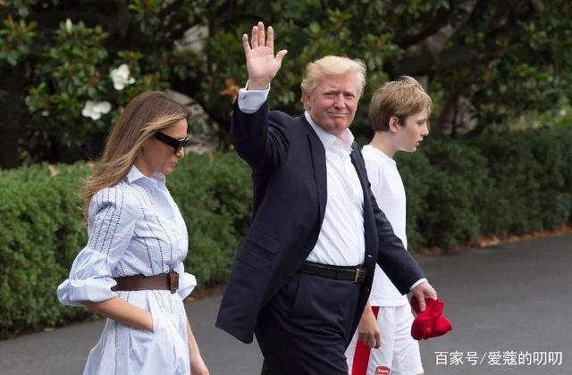 愛(ài)與權(quán)謀 是什么讓梅拉尼婭的笑容漸行漸遠(yuǎn)？